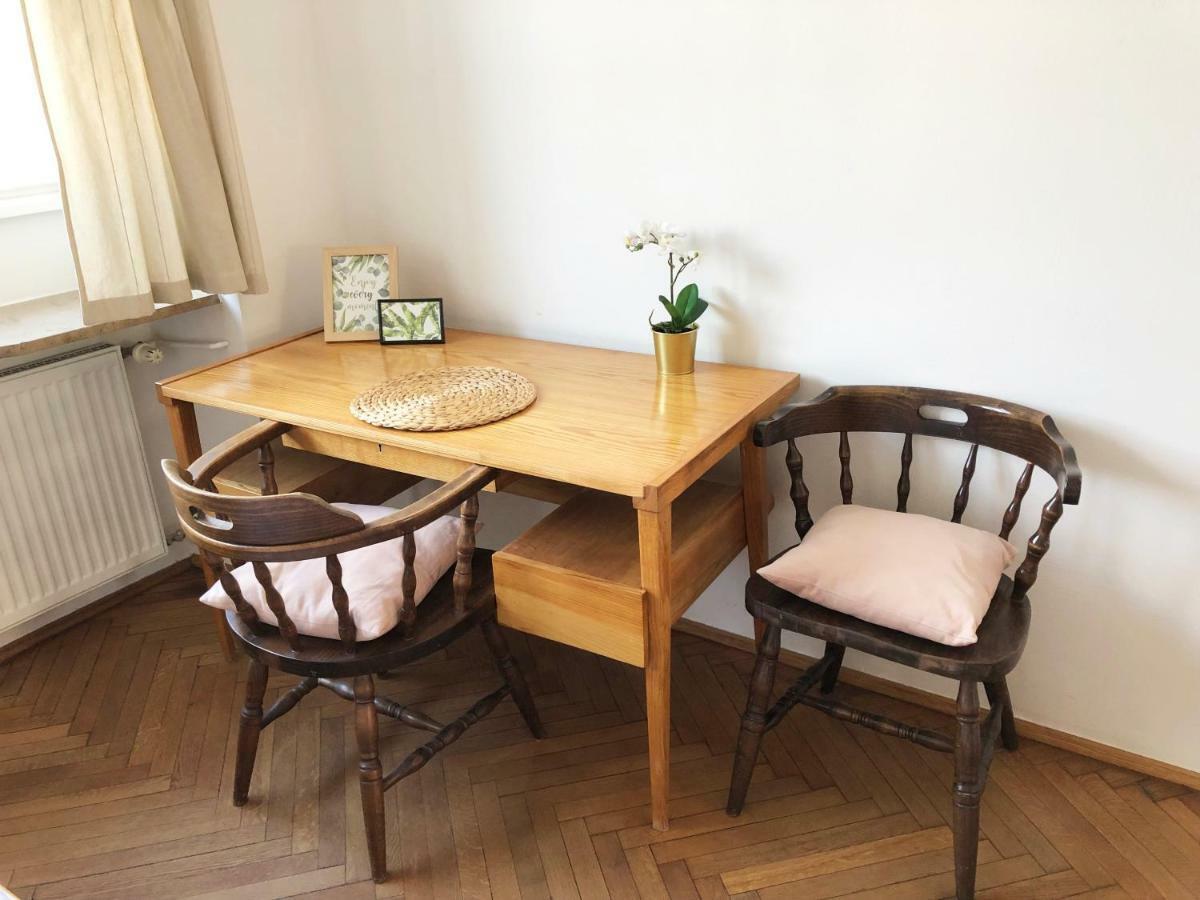 Niepodgleglosci 245- 2BR by Homeprime Warszawa Zewnętrze zdjęcie