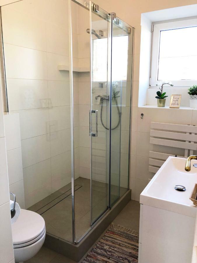 Niepodgleglosci 245- 2BR by Homeprime Warszawa Zewnętrze zdjęcie
